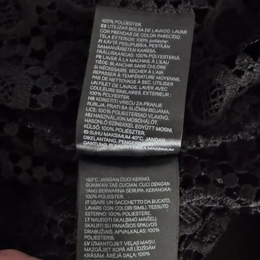 H&M armpit 16